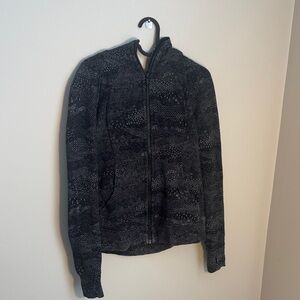 Black and White Patterned Lululemon Scuba Sweater